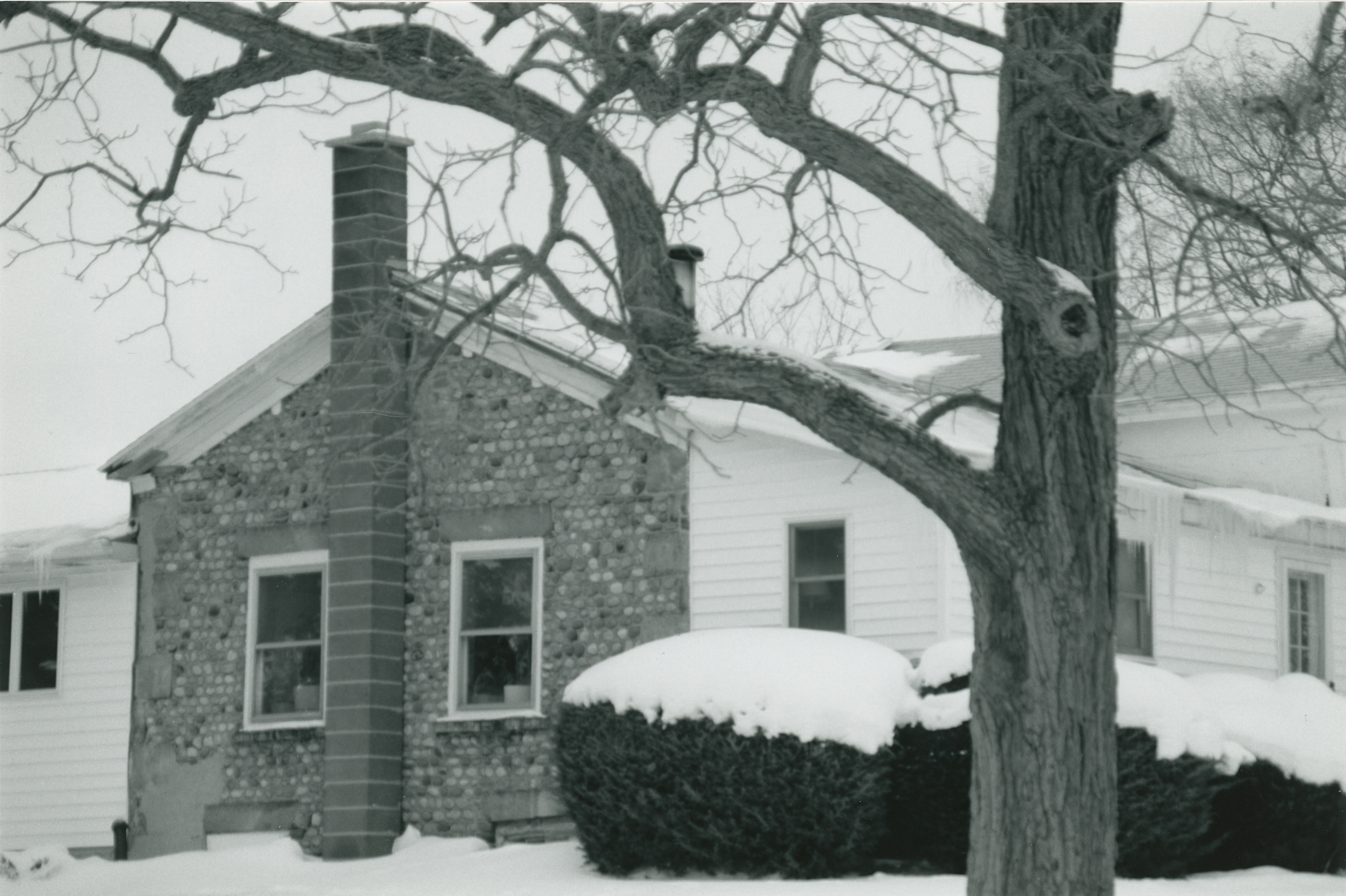 Mur-11 3334 Groth Rd 2